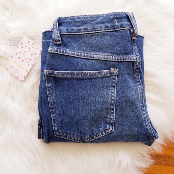 NWT FREE PEOPLE RITA Cropped Flare Jeans - Picture 4 of 8